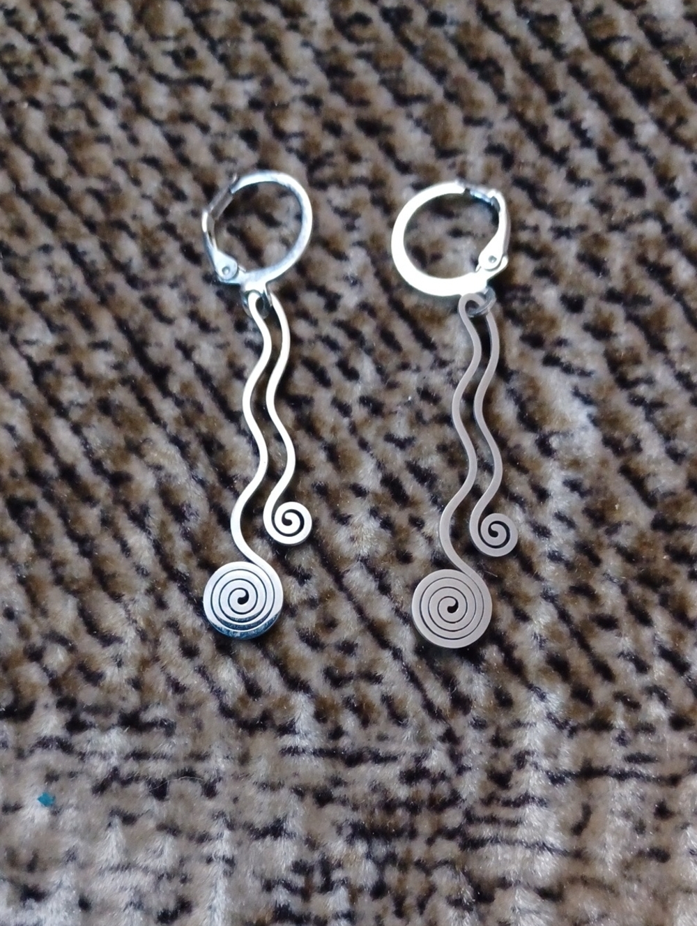 4/$30 Silver Spiral Drop Dangle Earrings